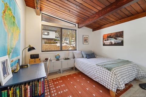 Tiny photo for 23 Crossbar Road, Hastings-on-Hudson, NY 10706 (MLS # 915783)