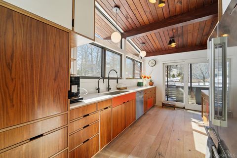 Tiny photo for 23 Crossbar Road, Hastings-on-Hudson, NY 10706 (MLS # 915783)