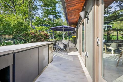 Tiny photo for 23 Crossbar Road, Hastings-on-Hudson, NY 10706 (MLS # 915783)