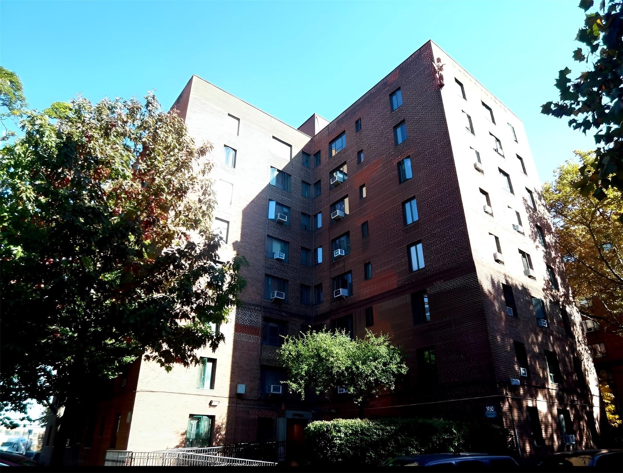 1950 E Tremont Avenue #1E, Bronx, New York image 3