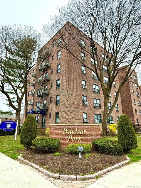 Homes For Sale - 73-11 Bell Blvd Blvd #5D<br/> Bayside, NY 11364