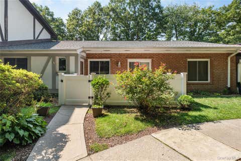 Condo For Sale - 26 Birchwood Road<br/> Medford, NY 11763