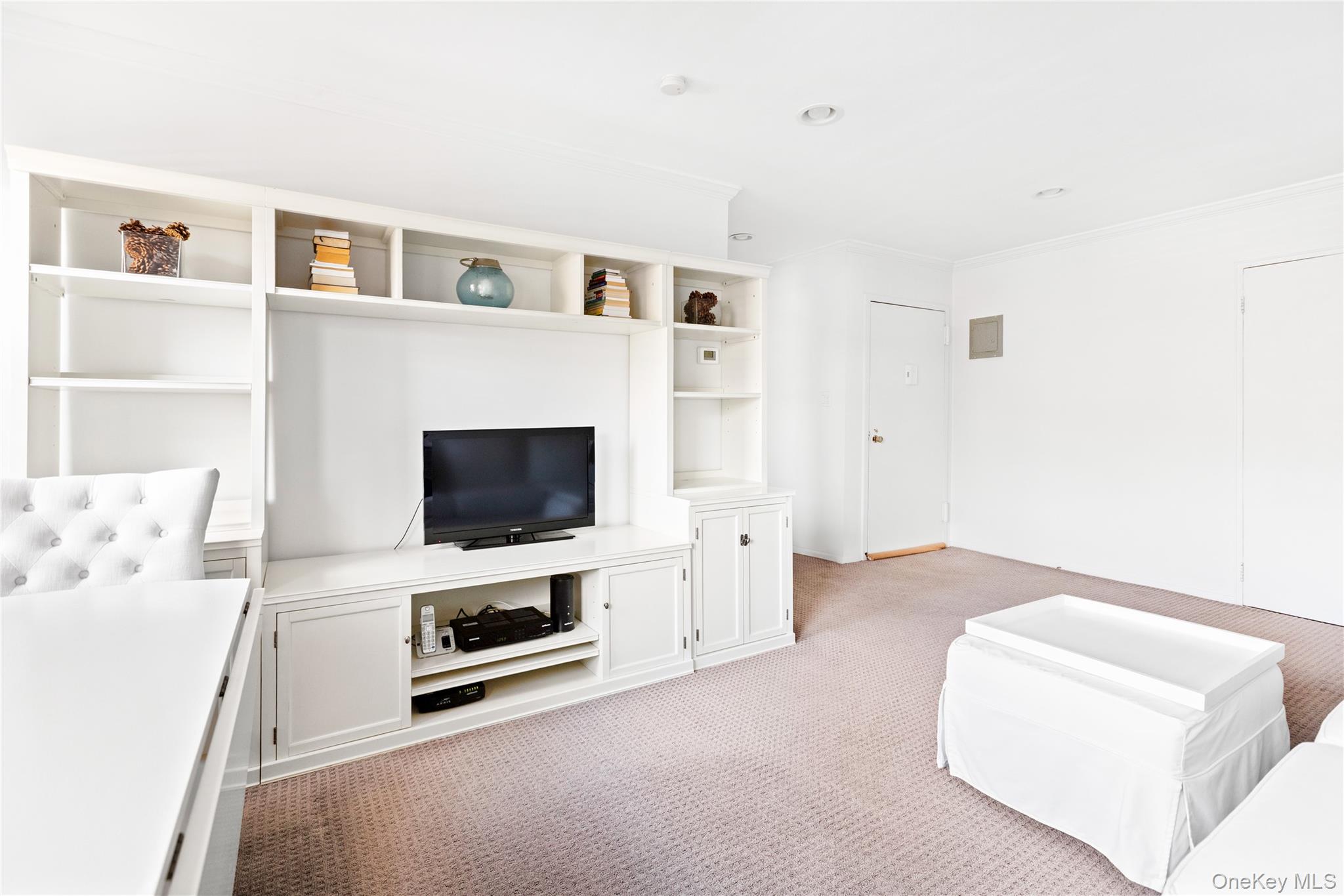 460 Old Town Road 19H