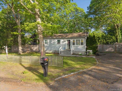 Homes For Sale - 84 Queen Road<br/> Mastic Beach, NY 11951