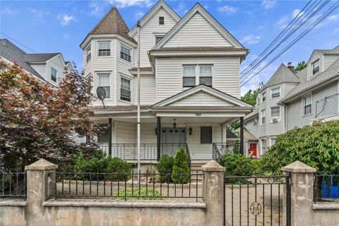 Photo of 743 Palisade Avenue, Yonkers, NY 10703 (MLS # 1027421)