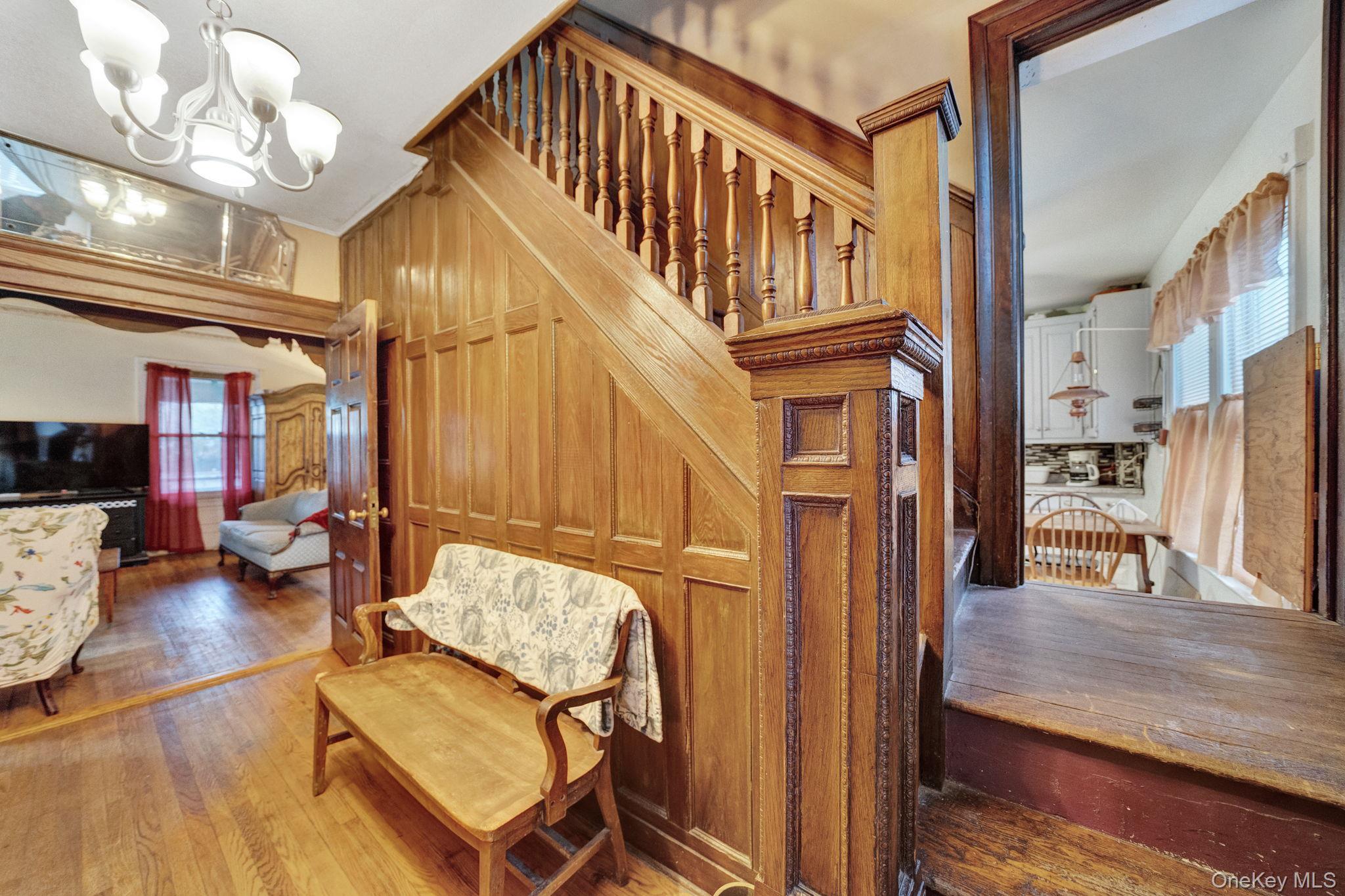 320 S Bayview Avenue