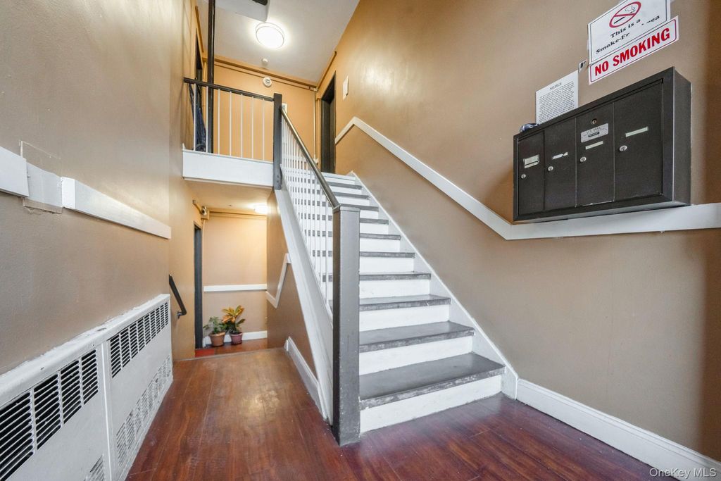 Photo of 1020 Elton Street #18BB, Brooklyn, NY 11208 (MLS # 947320)