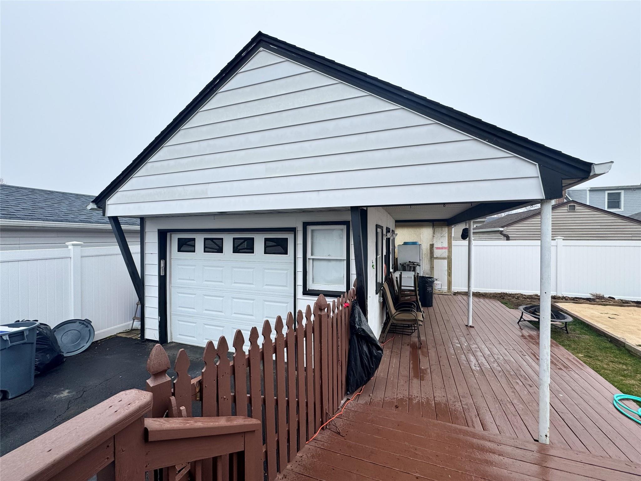 315 Cedar Court, Copiague, New York image 15