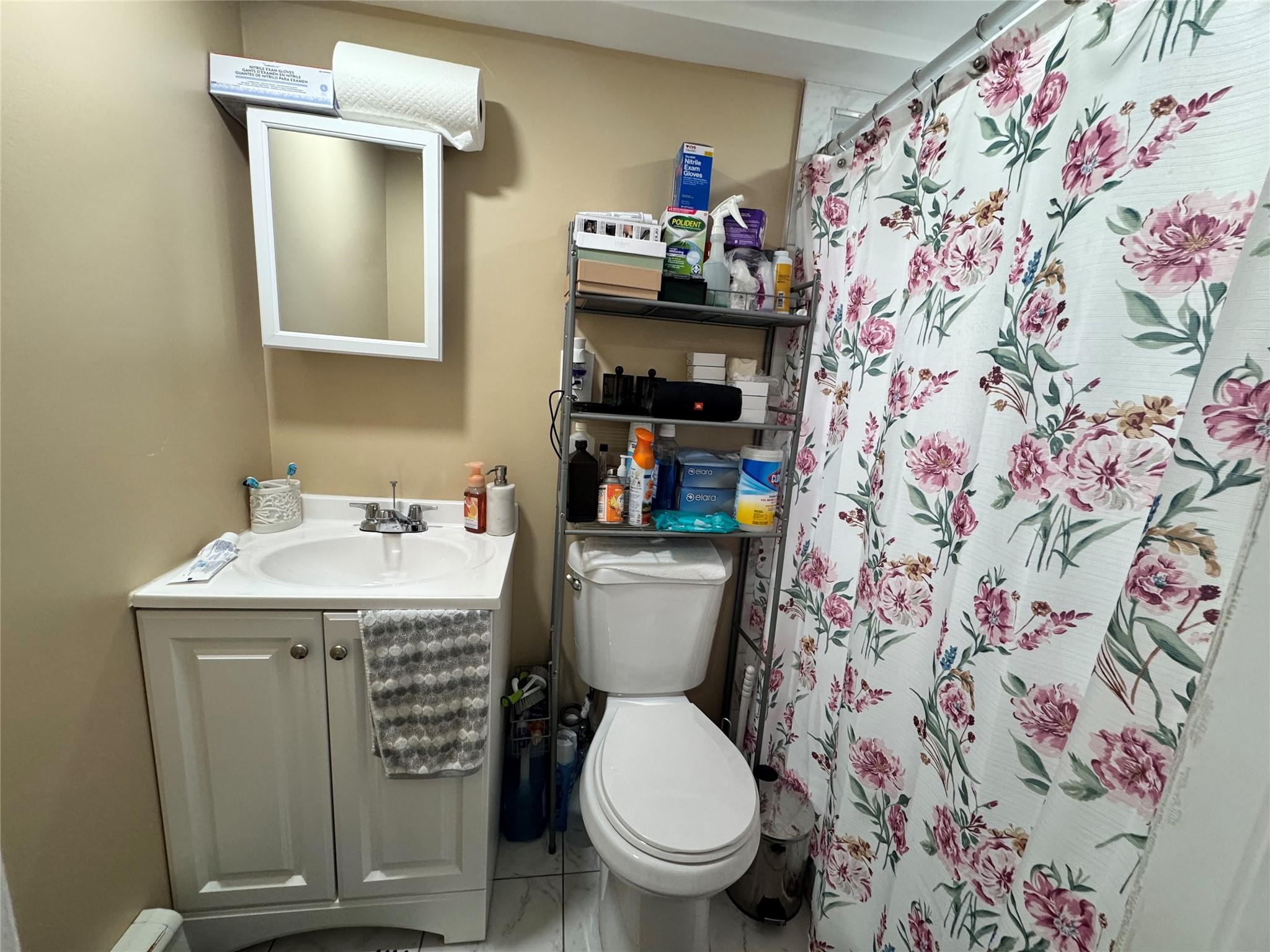 315 Cedar Court, Copiague, New York image 14