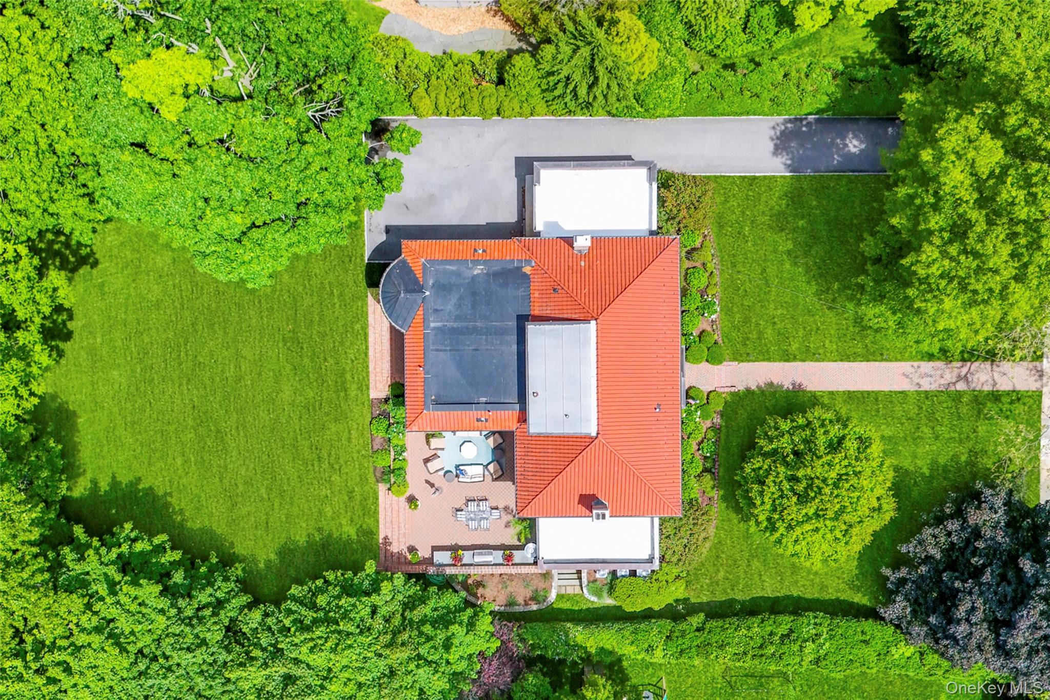 30 Elm Avenue