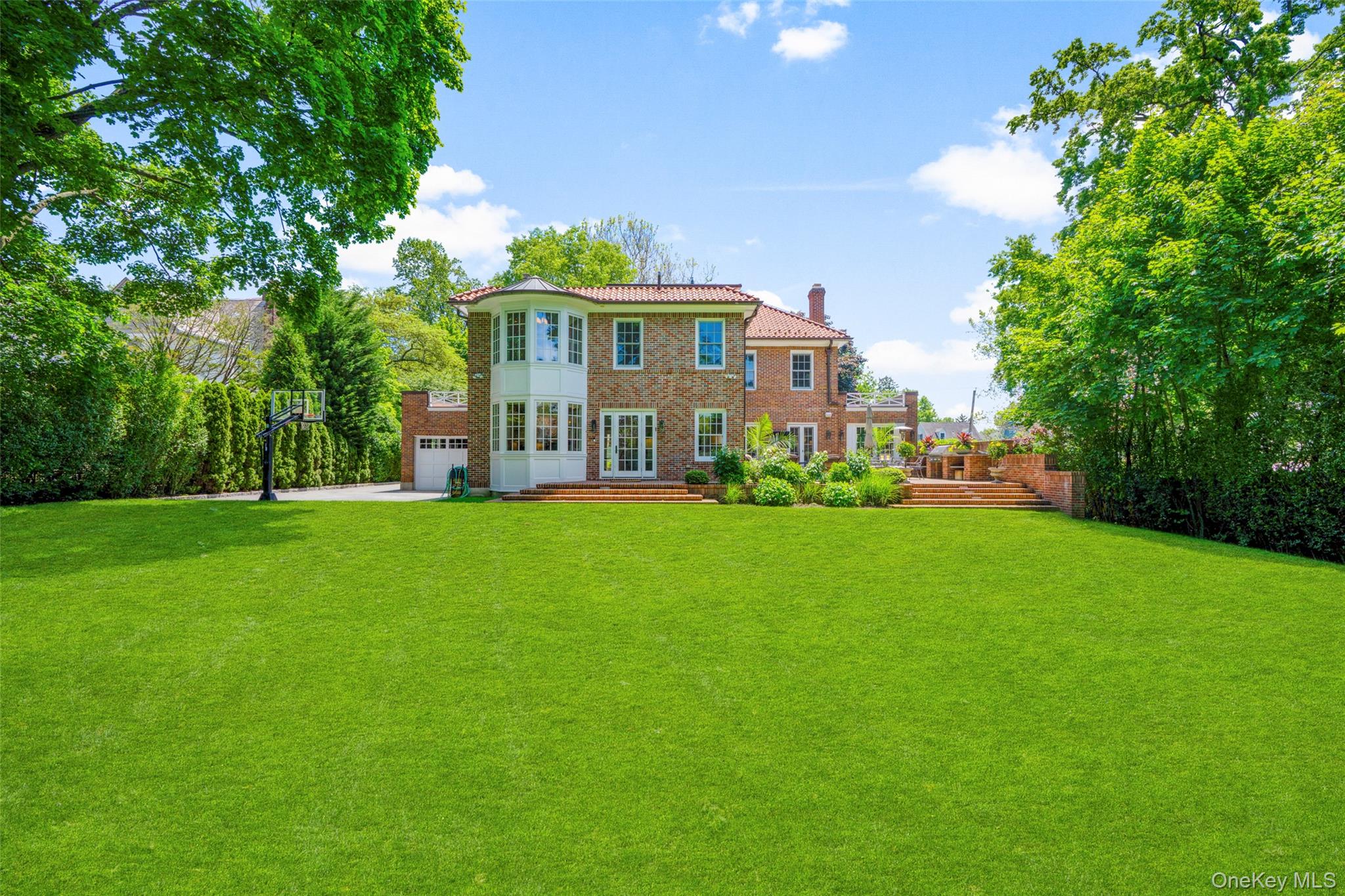 30 Elm Avenue