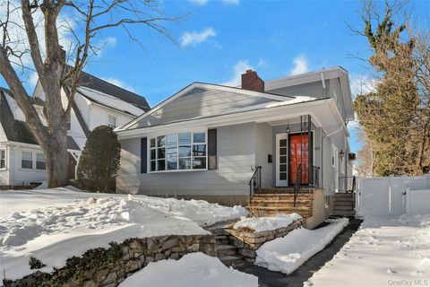 Homes For Sale - 812 Halstead Avenue<br/> Mamaroneck, NY 10543