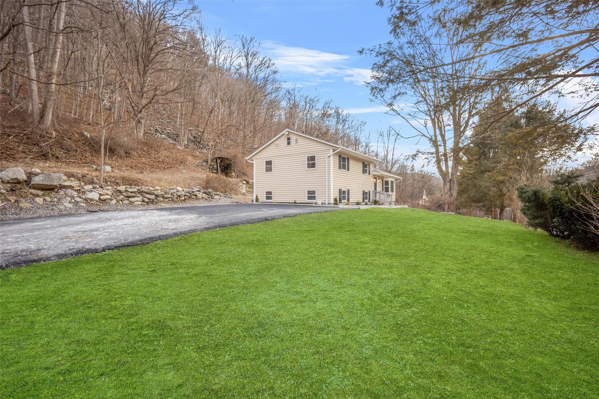 50 Wiccopee Road, Putnam Valley, New York image 3