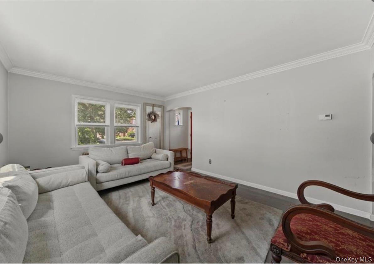 1752 New Hyde Park Road