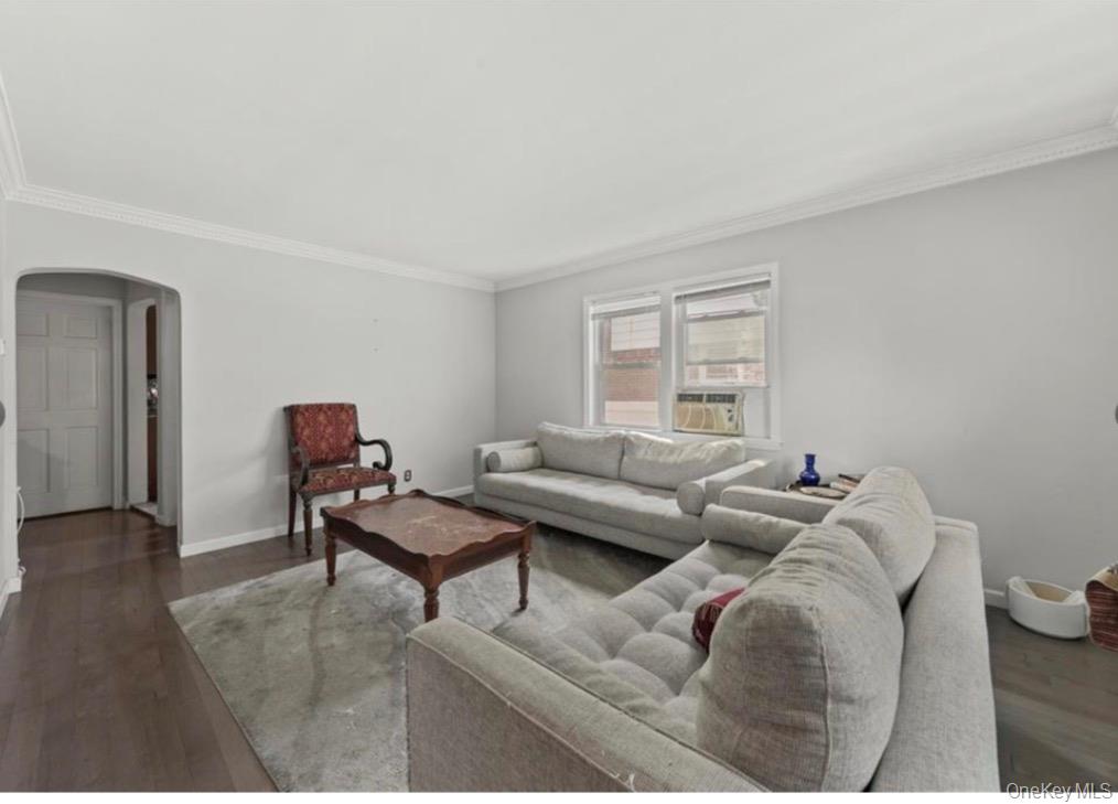 1752 New Hyde Park Road