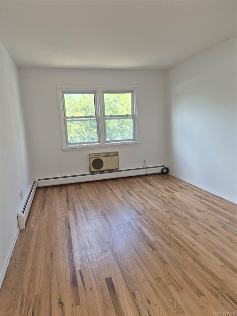 Multifamily For Rent - 18-28 BELL BLVD Bayside Blvd #1 FL<br/> Bayside, NY 11360