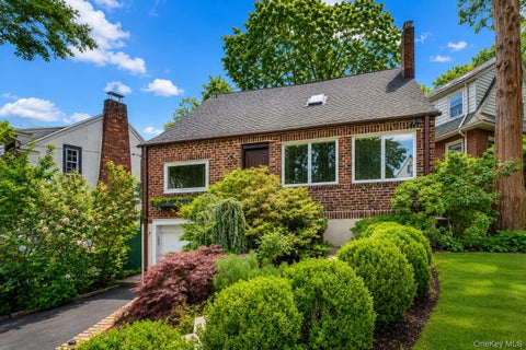 Homes For Rent - 3 Harmony Drive<br/> Larchmont, NY 10538