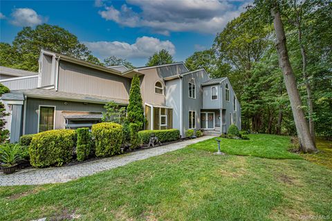 7 Wood Path Drive Northport NY 11768