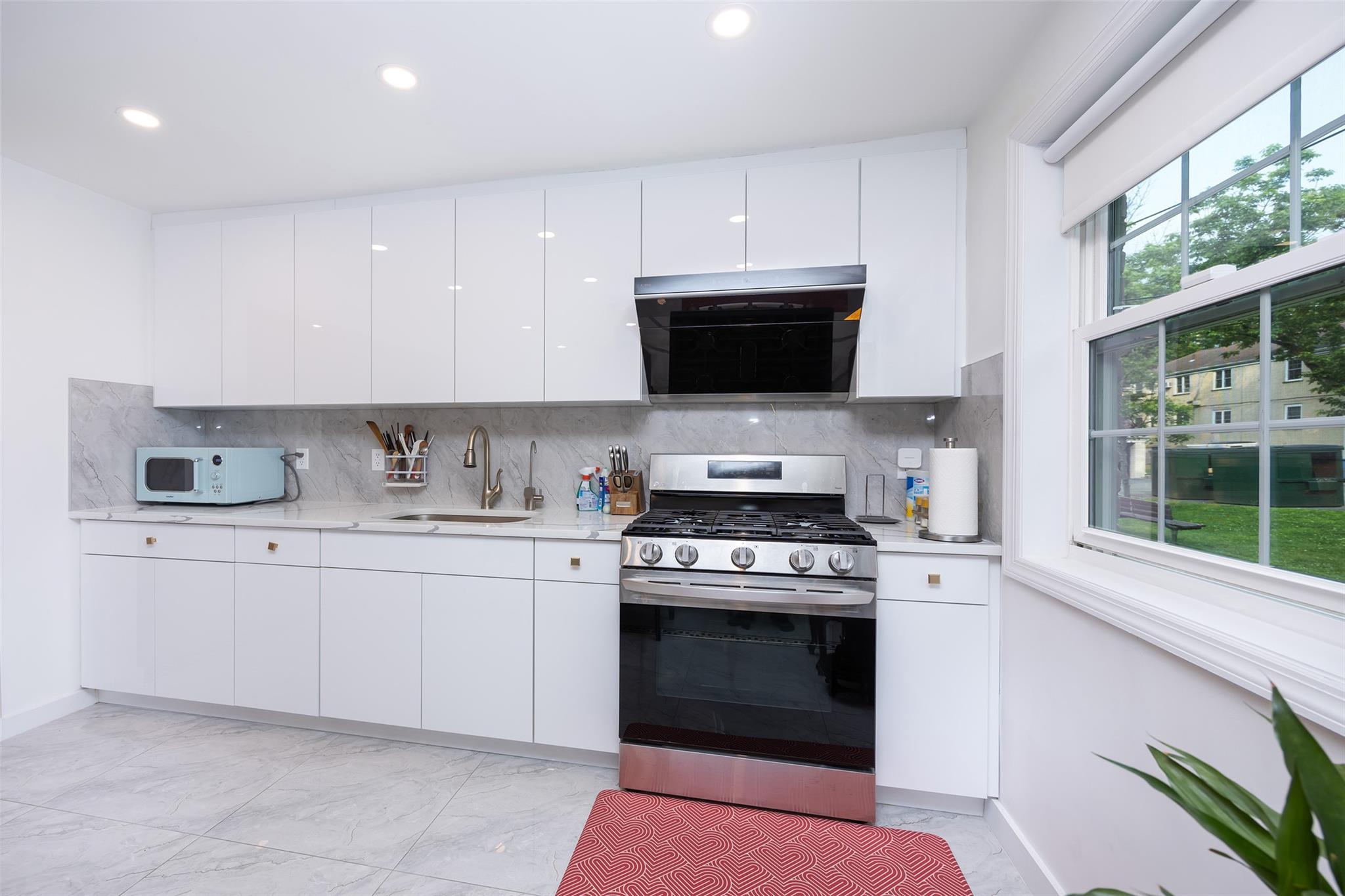 223-36 65th Avenue #2A, Bayside, New York image 11