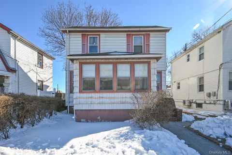 Homes For Sale - 195-12 122nd Avenue<br/> Springfield Gardens, NY 11413