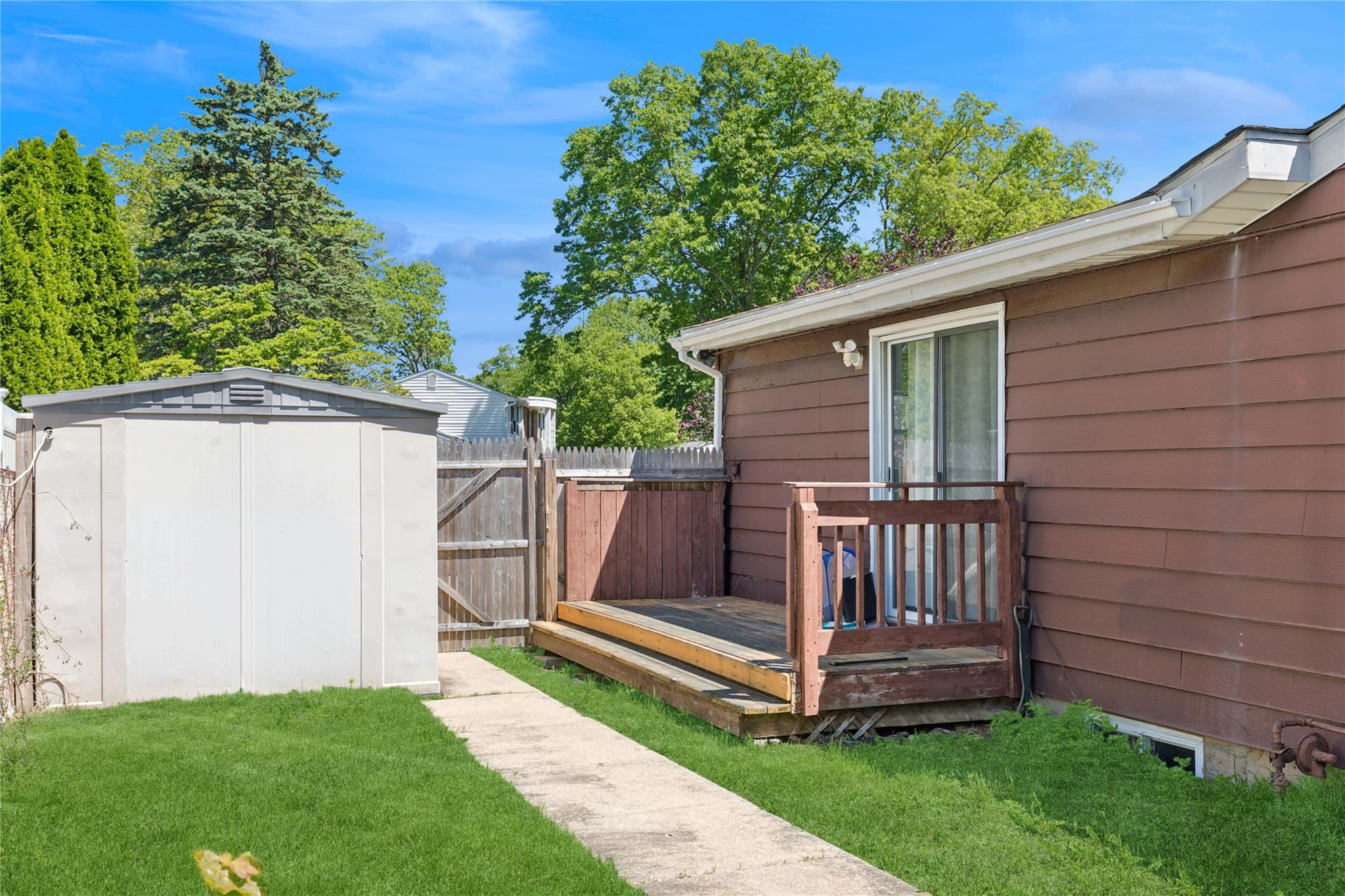 26 Beach Avenue, Port Jefferson Station, New York image 30