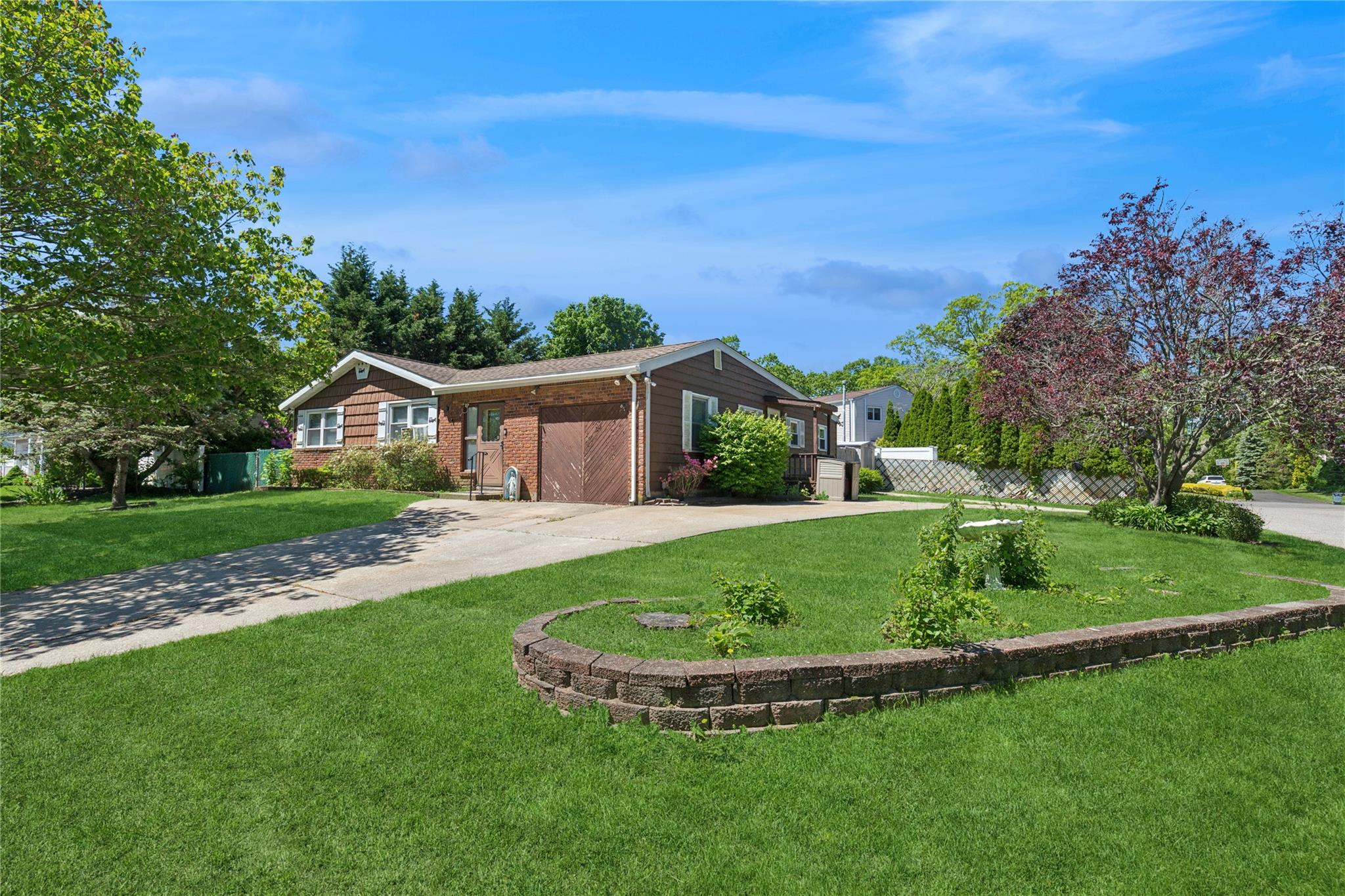 26 Beach Avenue, Port Jefferson Station, New York image 4
