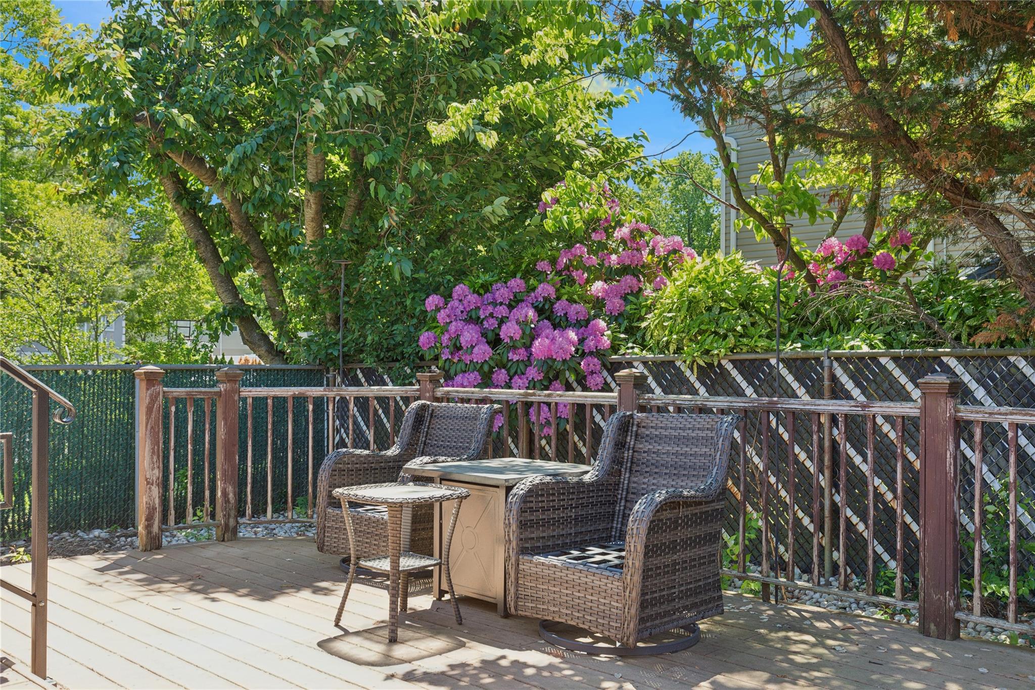 26 Beach Avenue, Port Jefferson Station, New York image 28
