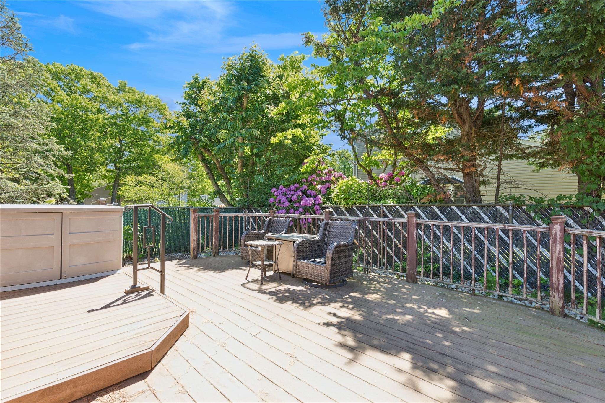 26 Beach Avenue, Port Jefferson Station, New York image 27