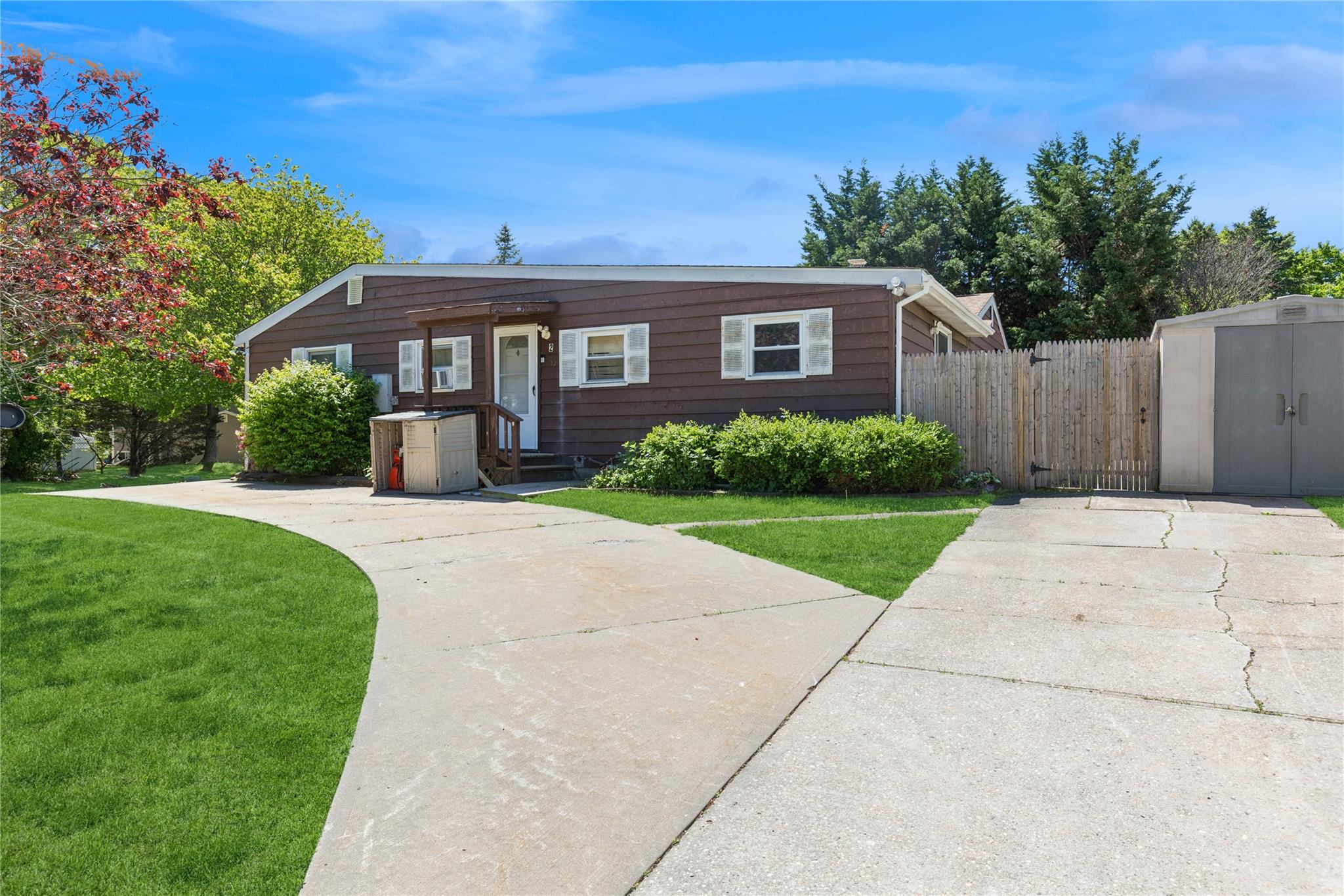 26 Beach Avenue, Port Jefferson Station, New York image 5