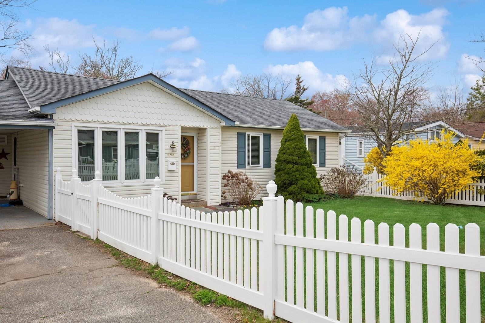 648 Northville Turnpike, Riverhead, New York image 3