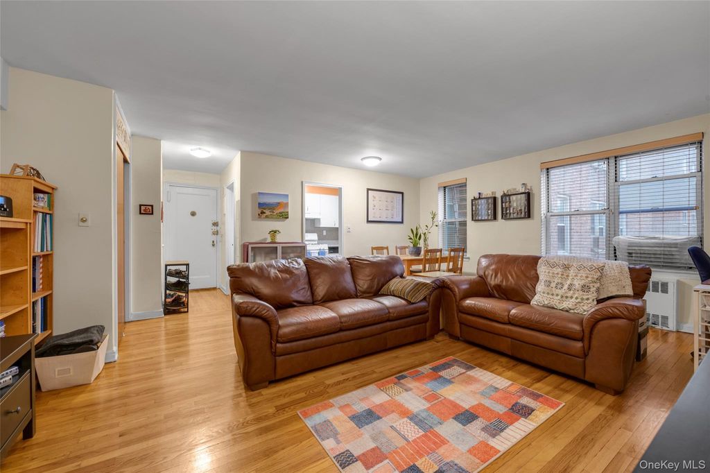 Photo of 105-25 67 Avenue #3G, Forest Hills, NY 11375 (MLS # 940383)