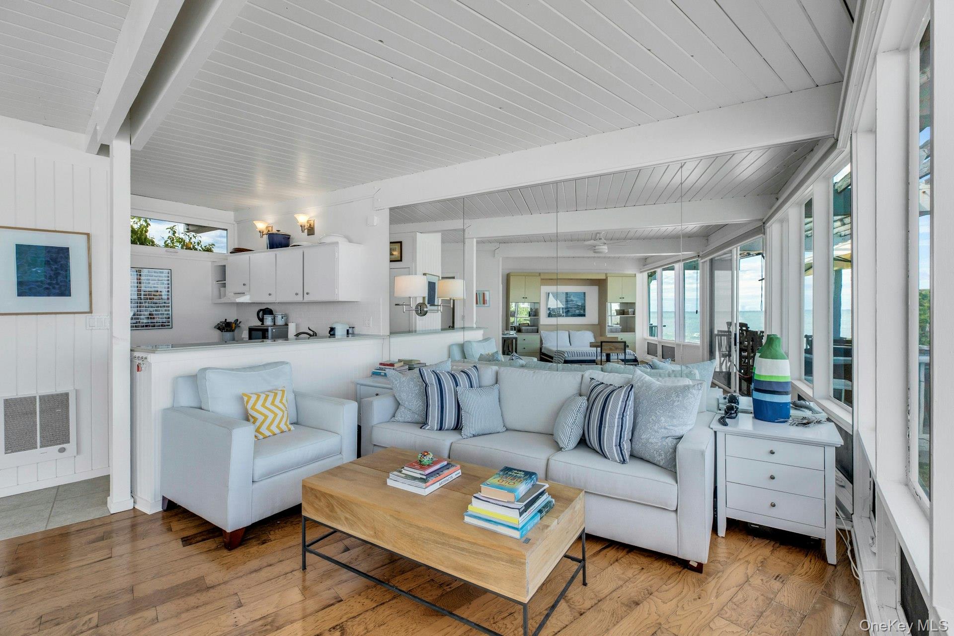 101 Dune Road C-13