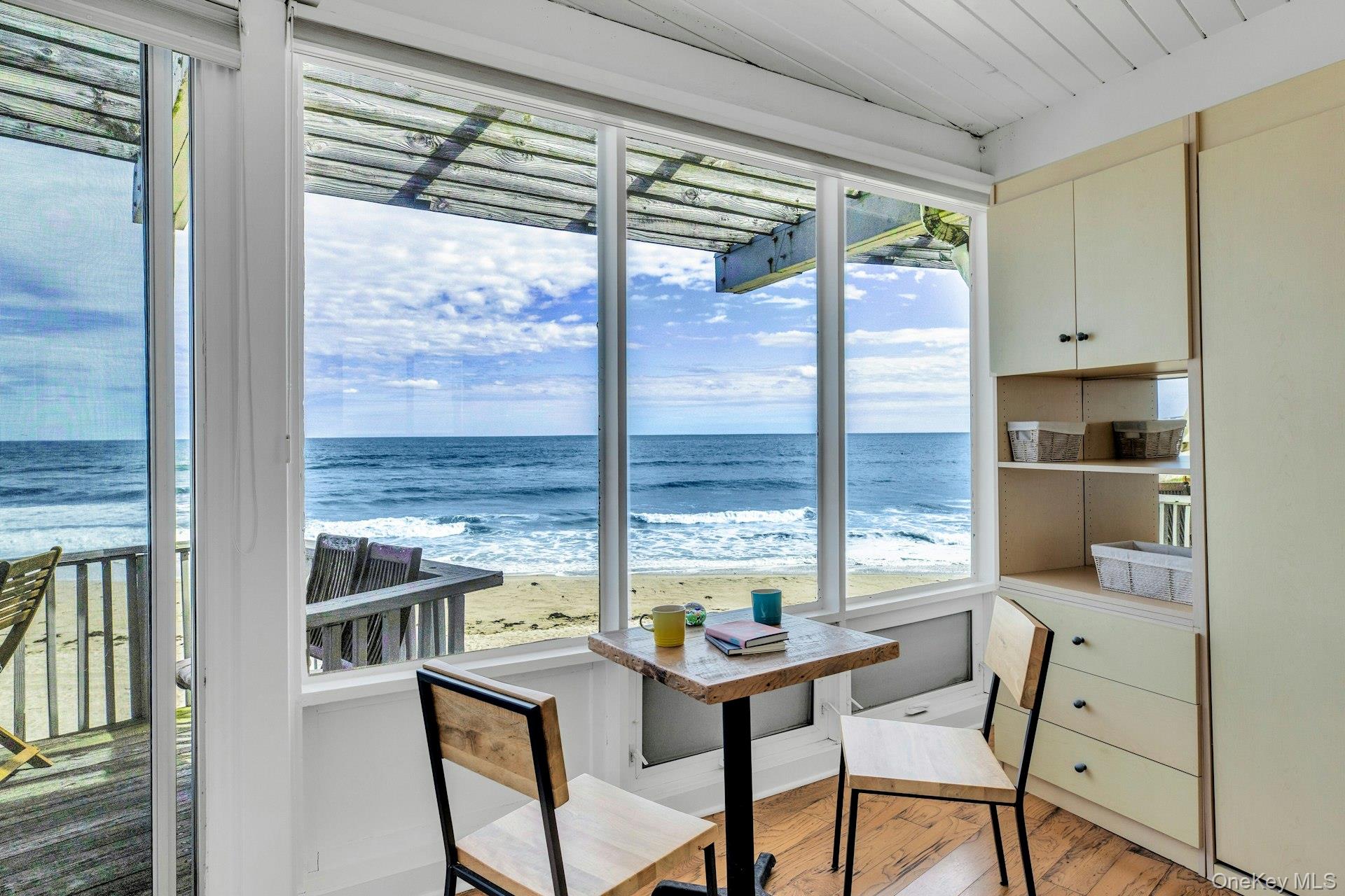 101 Dune Road C-13