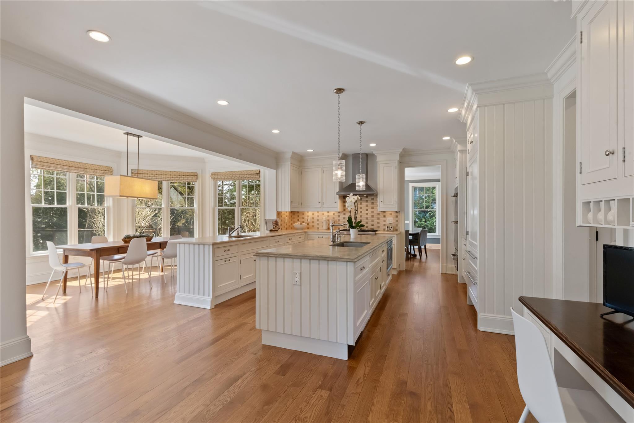 32 Fairview Road, Scarsdale, New York image 8