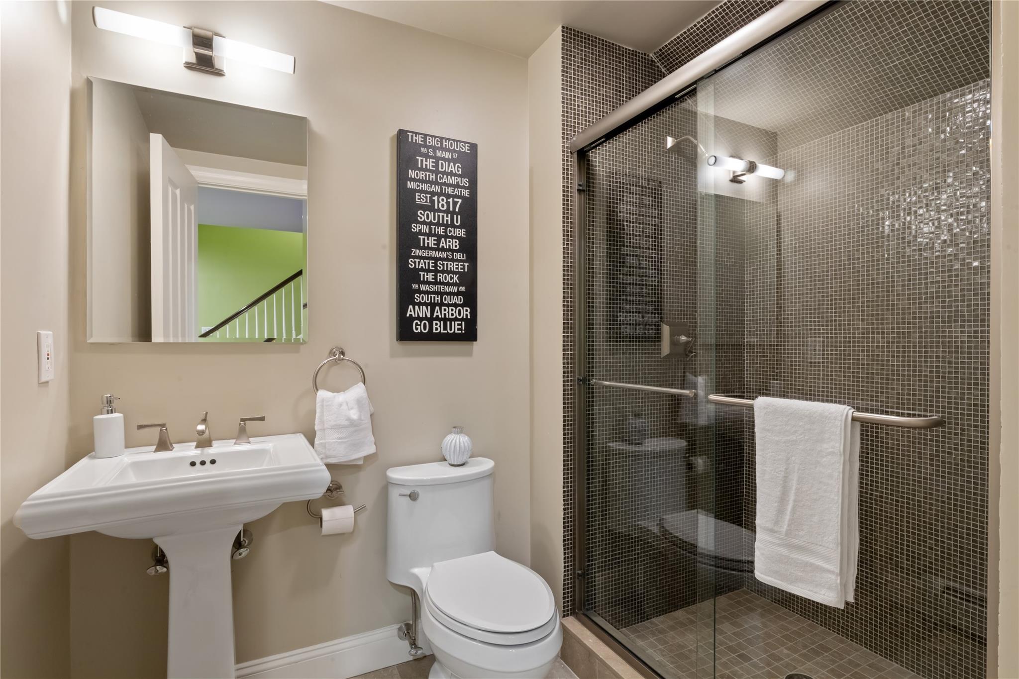 32 Fairview Road, Scarsdale, New York image 41