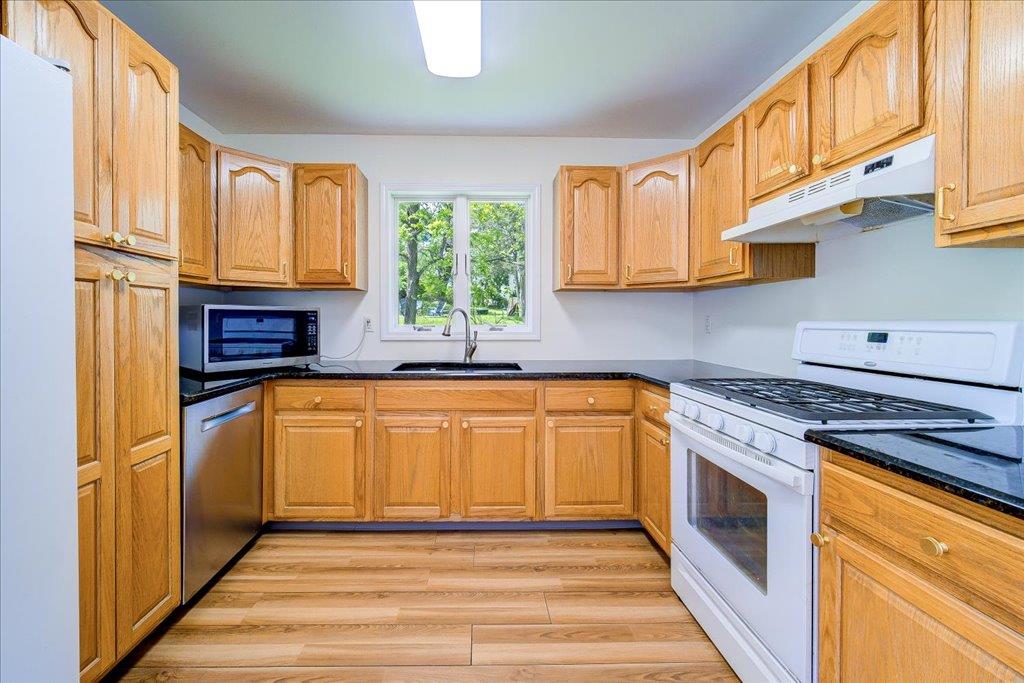 11 Catskill Avenue, Monroe, New York image 18