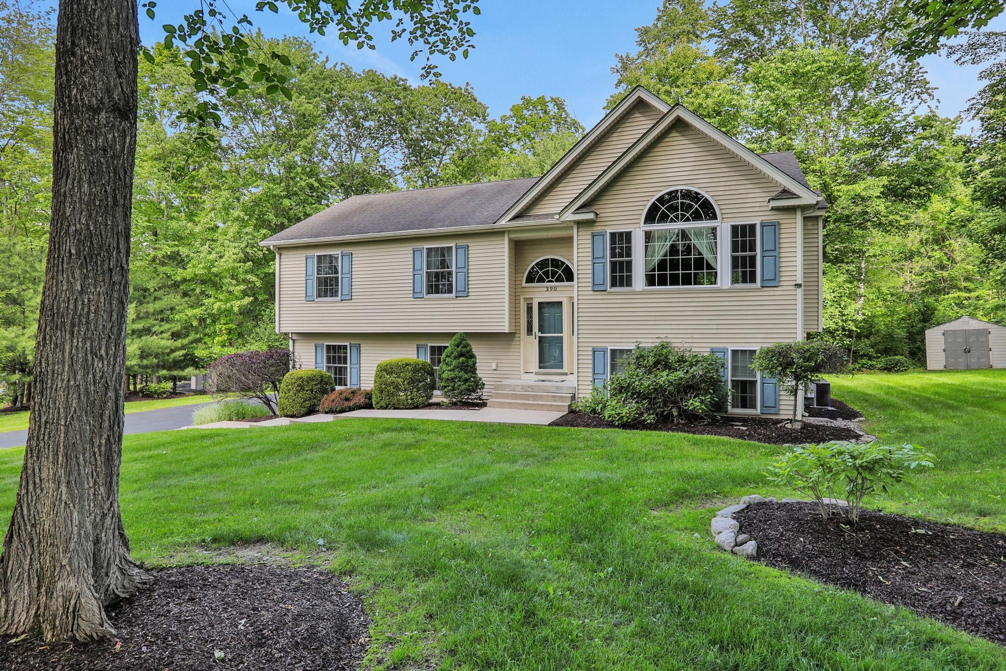 390 Lakeside Road, Newburgh, New York image 2