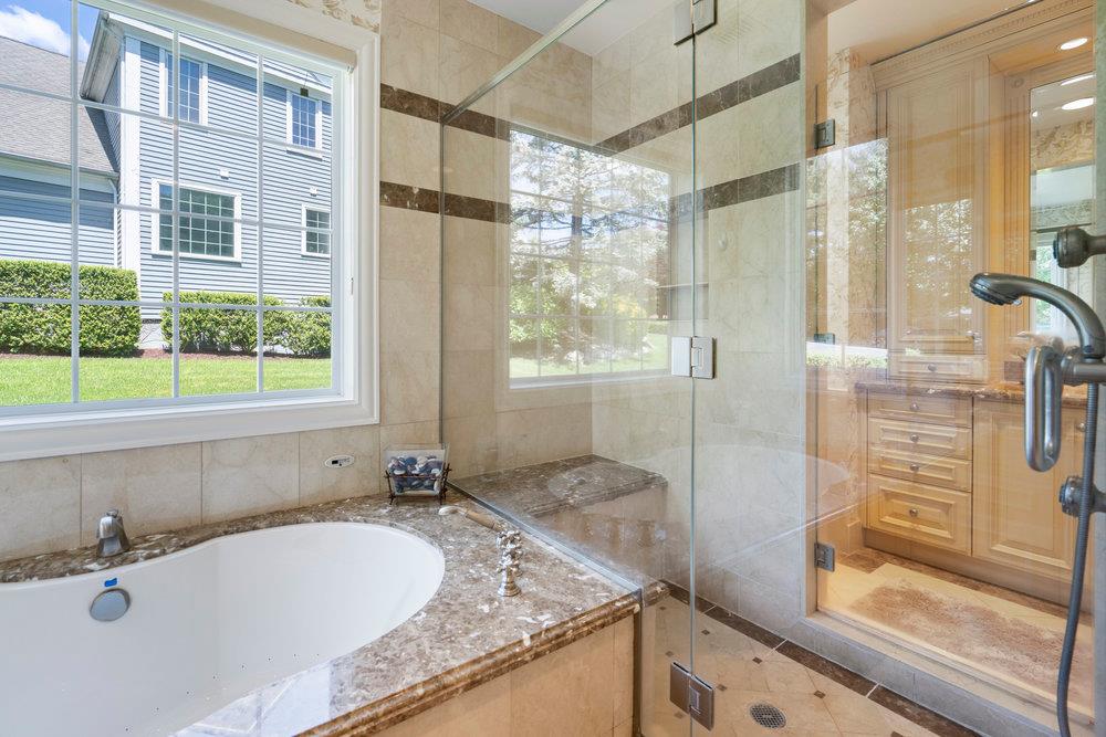 21 Gracewood Drive, Manhasset, New York image 23