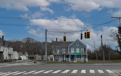 1578 Main Road Jamesport NY 11901