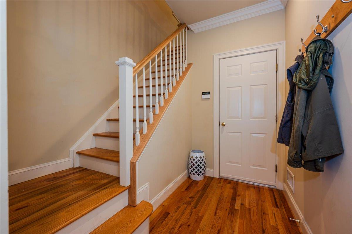 329 Greenlawn Road, Greenlawn, New York image 18