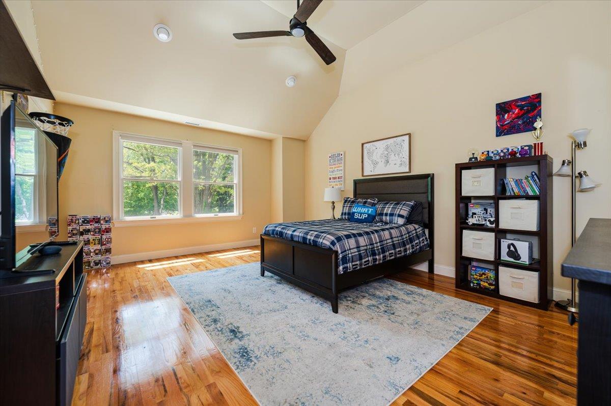 329 Greenlawn Road, Greenlawn, New York image 31
