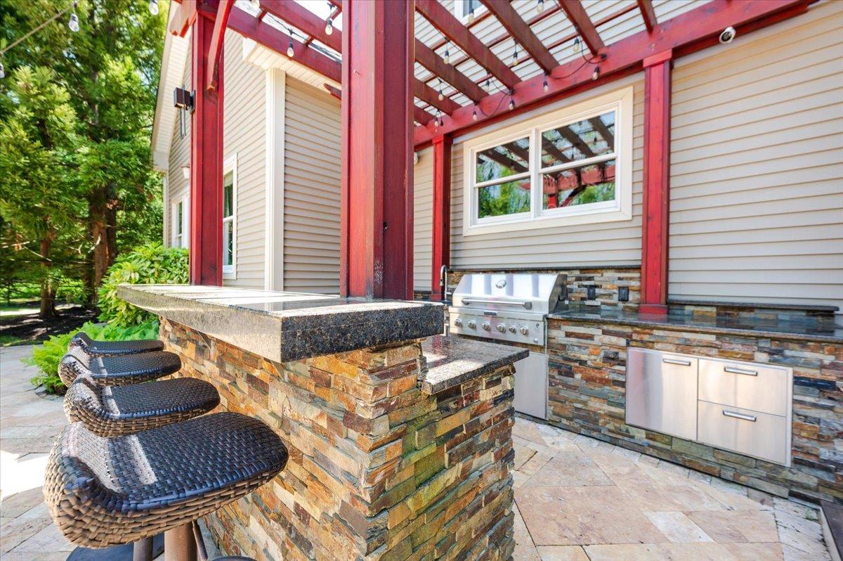 329 Greenlawn Road, Greenlawn, New York image 37