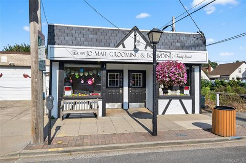 1 Covert Avenue Floral Park NY 11001