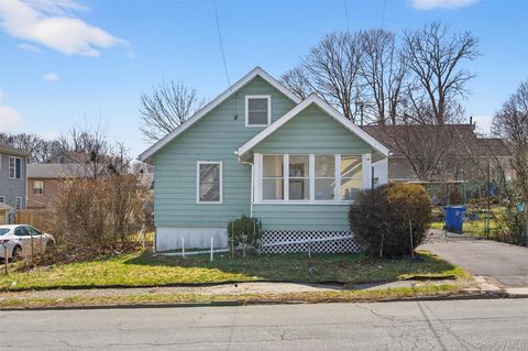 Homes For Sale - 18-20 Bedford Avenue<br/> Middletown, NY 10940