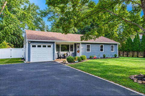 Homes For Sale - 105 Raynor Road<br/> Ridge, NY 11961