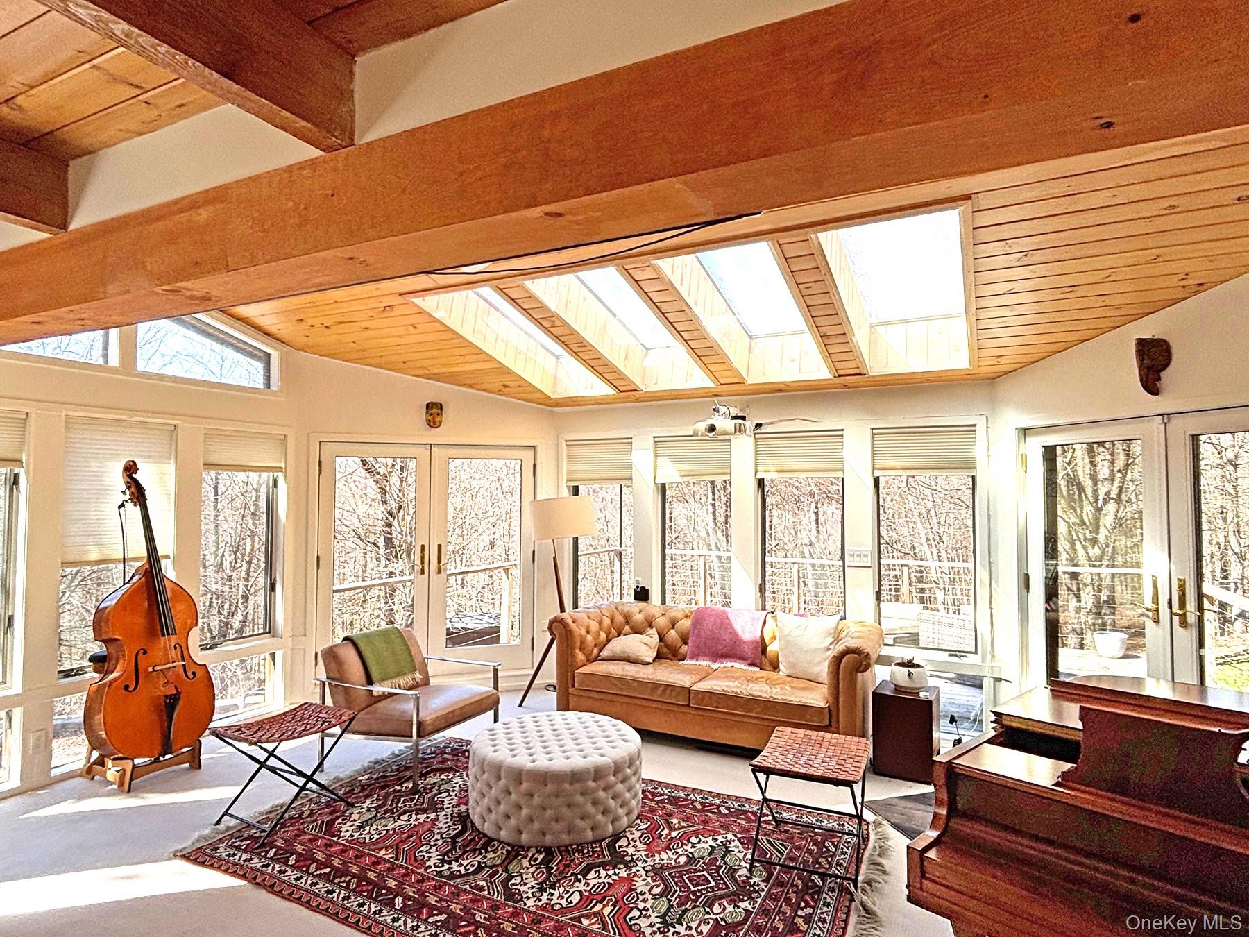 551 Mt Guardian Road N