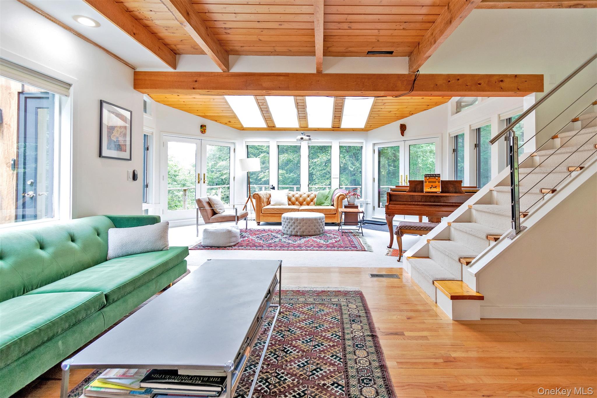 551 Mt Guardian Road N