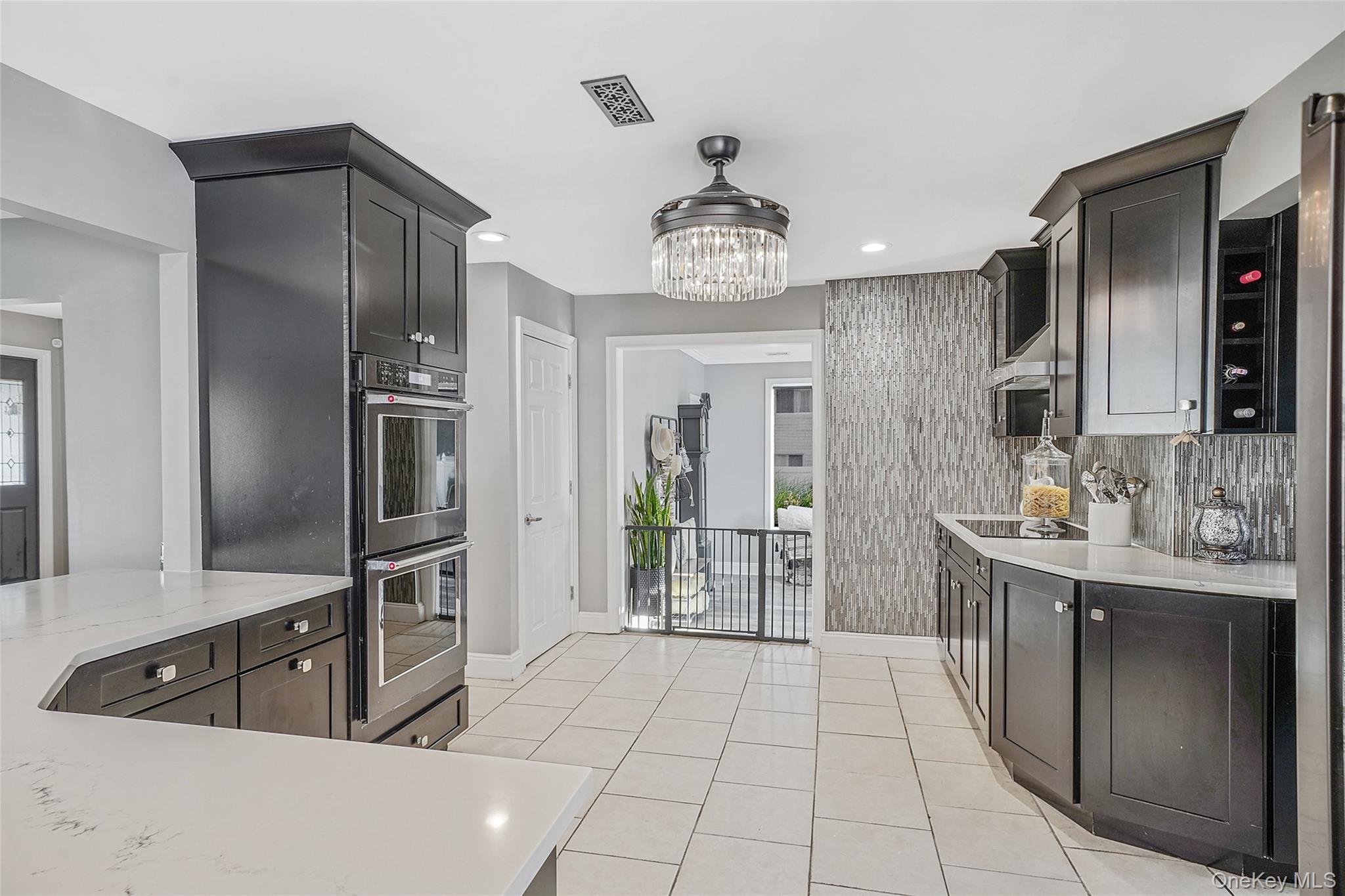 11 Susan Court - Photo 4