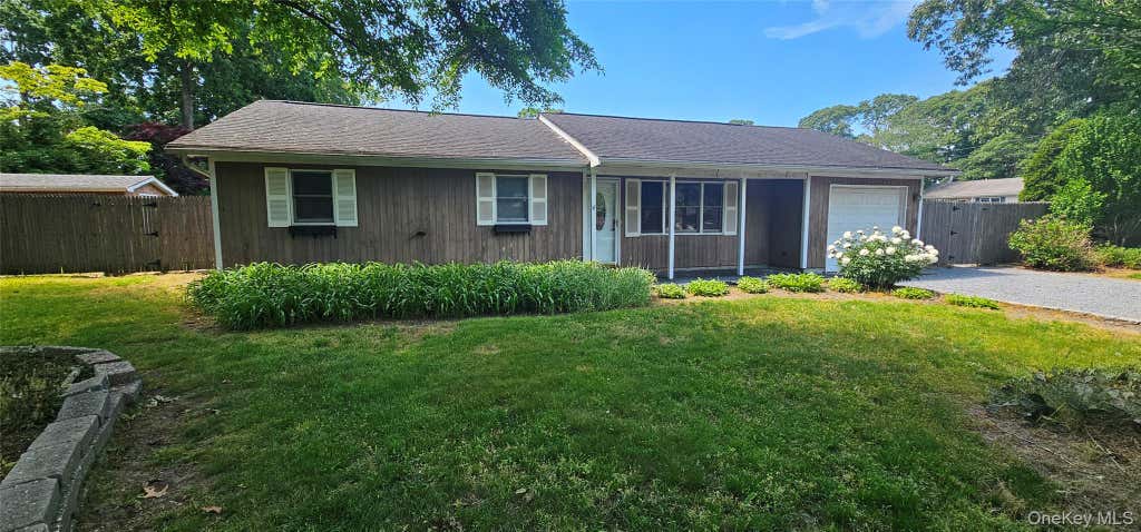 Photo of 10 Twin Pine Lane, Center Moriches, NY 11934 (MLS # 1010100)
