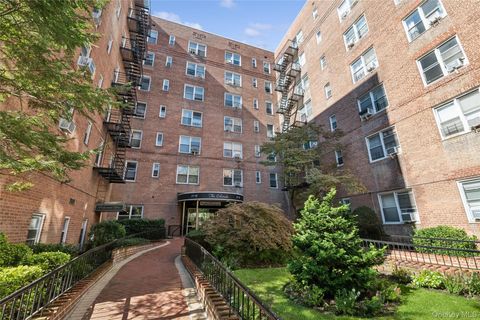 67-12 Yellowstone Boulevard B16 Forest Hills NY 11375